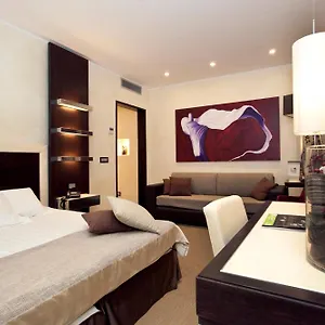 Les Fleurs Luxury House בית הארחה